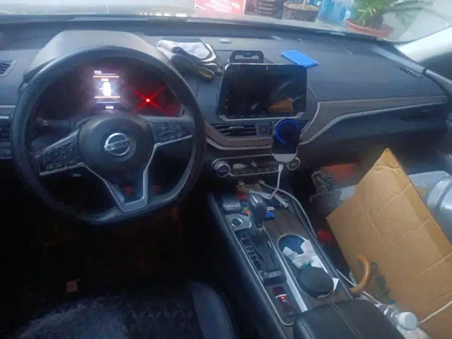 Nissan Teana — Фото автомобиля 12