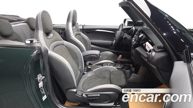 Mini Cooper Convertible — Фото автомобиля 11