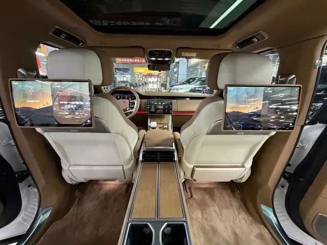 Land Rover Range Rover — Фото автомобиля 14