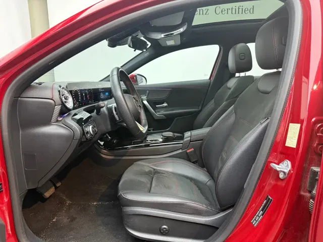 Mercedes-Benz A-Class — Фото автомобиля 14