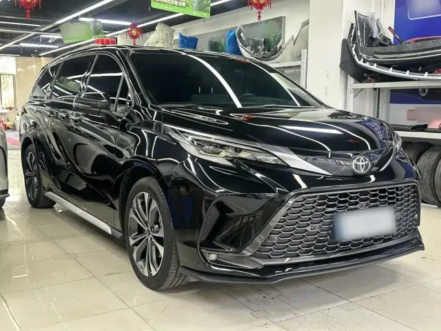 Toyota Granvia — Фото автомобиля 19