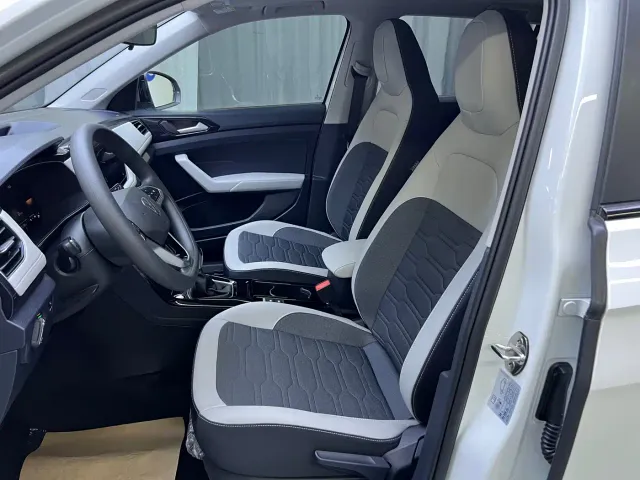 Volkswagen Tharu — Фото автомобиля 11