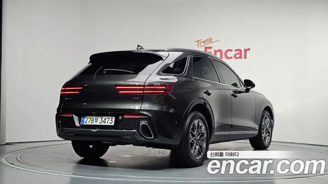 Genesis GV70 2.5T Бензин AWD — Фото автомобиля 2