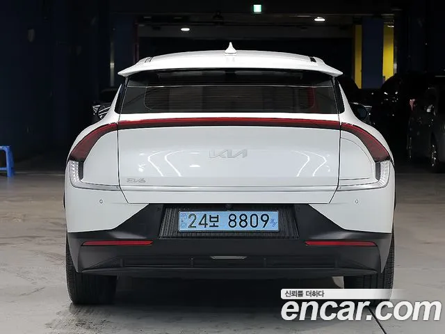 Kia EV6 Long Range — Фото автомобиля 3
