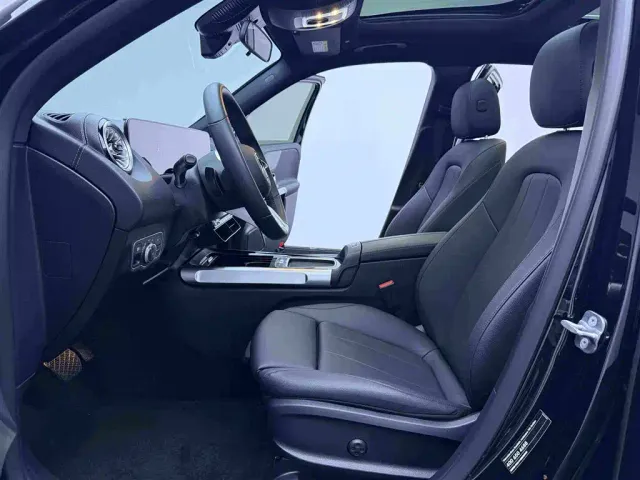 Mercedes-Benz GLB-Class — Фото автомобиля 11
