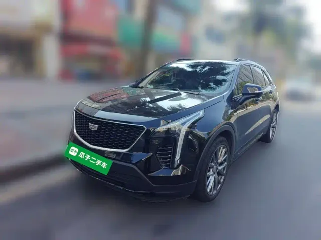 Фотография автомобиля — Cadillac XT4