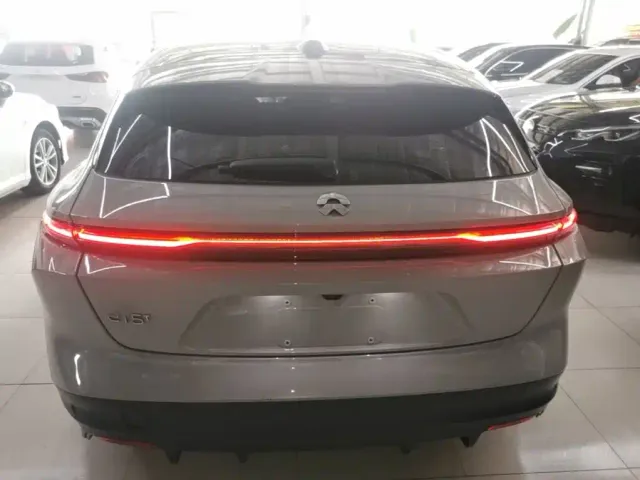 Nio ET5 Touring — Фото автомобиля 5