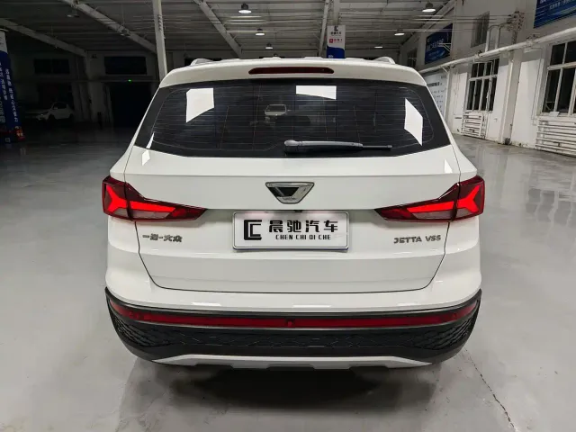 Jetta VS5 — Фото автомобиля 5