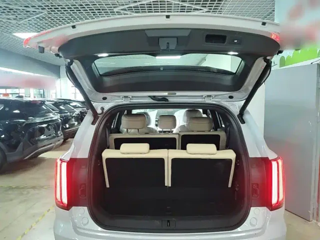 Jetour X70L — Фото автомобиля 18