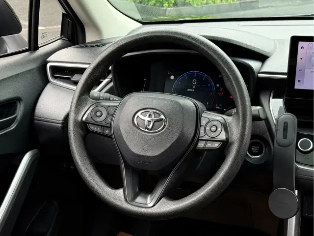 Toyota Corolla Cross — Фото автомобиля 6