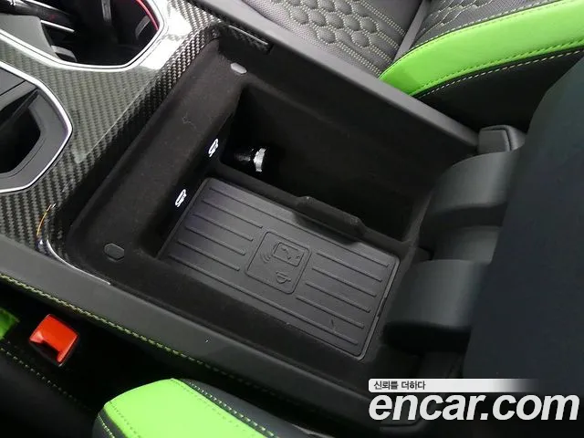 Lamborghini Urus — Фото автомобиля 13