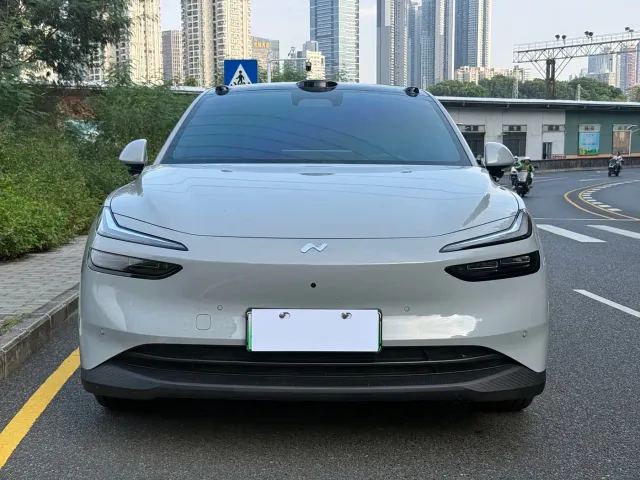 Onvo L60 — Фото автомобиля 2