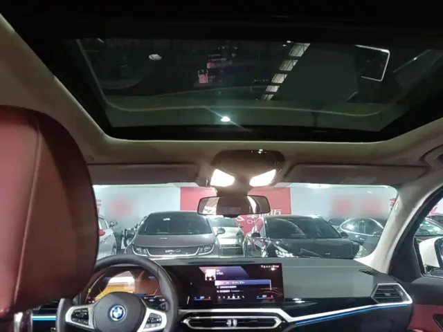 BMW i3 — Фото автомобиля 17