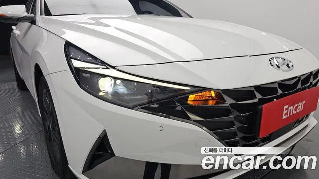 Hyundai AVANTE Avante (CN7) — Фото автомобиля 22
