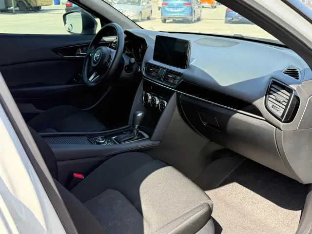 Mazda CX-4 — Фото автомобиля 13