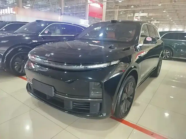 Фотография автомобиля — Li Auto L7