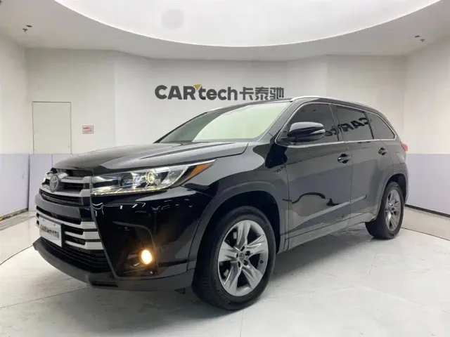 Toyota Highlander — Фото автомобиля 2