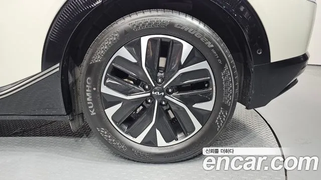 Kia EV6 Long Range — Фото автомобиля 19