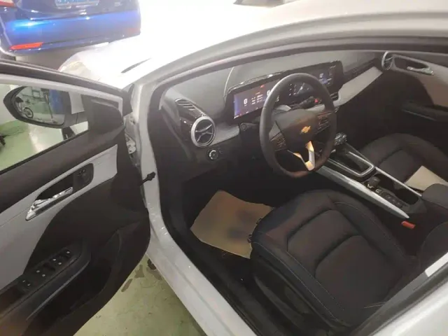 Chevrolet Monza — Фото автомобиля 15