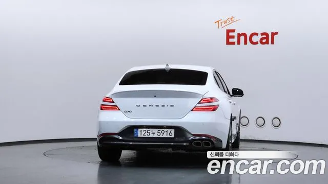Genesis G70 — Фото автомобиля 4