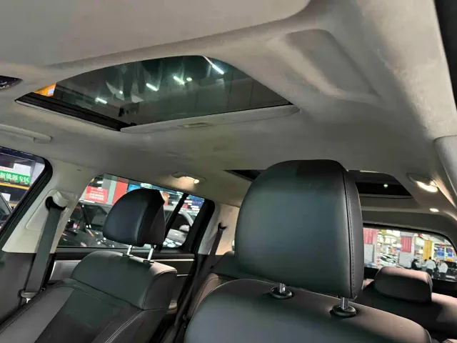 Hyundai Santa Fe — Фото автомобиля 11