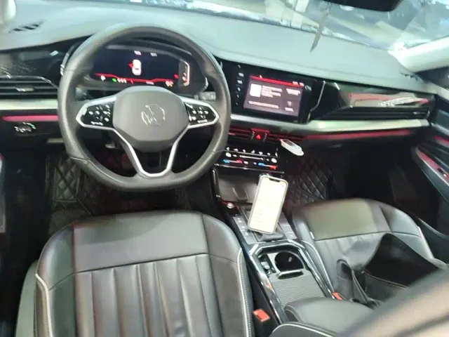 Volkswagen Passat — Фото автомобиля 9