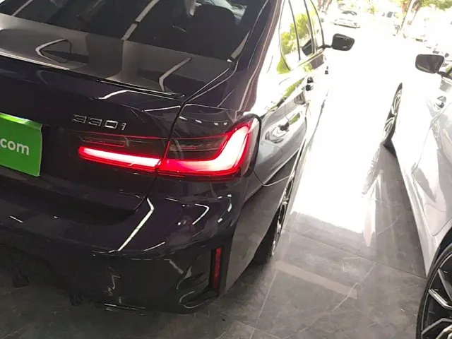 BMW 3 Series — Фото автомобиля 23
