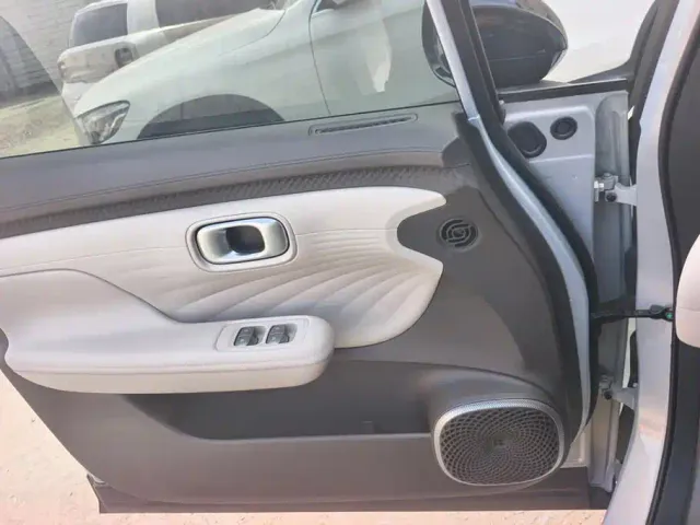 GAC Aion UT — Фото автомобиля 7