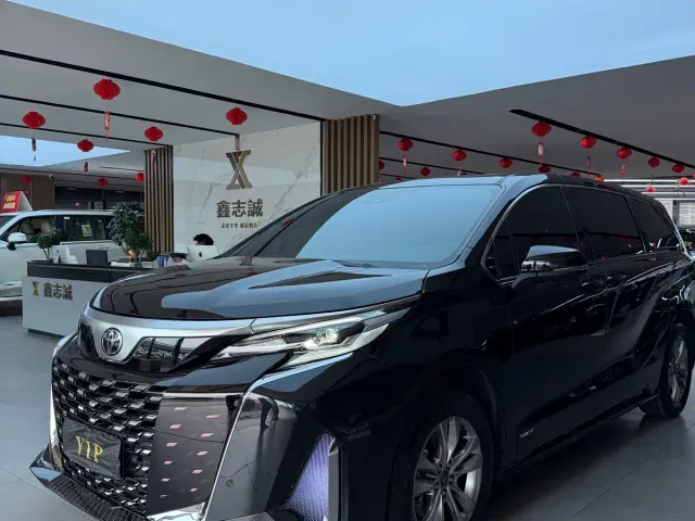 Фотография автомобиля — Toyota Sienna