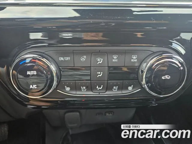 ChevroletGMDaewoo Trax Trax Кроссовер — Фото автомобиля 17
