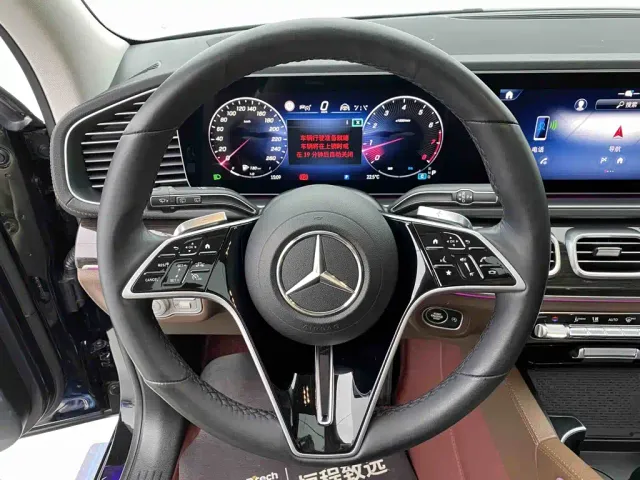 Mercedes-Benz GLE-Class — Фото автомобиля 16