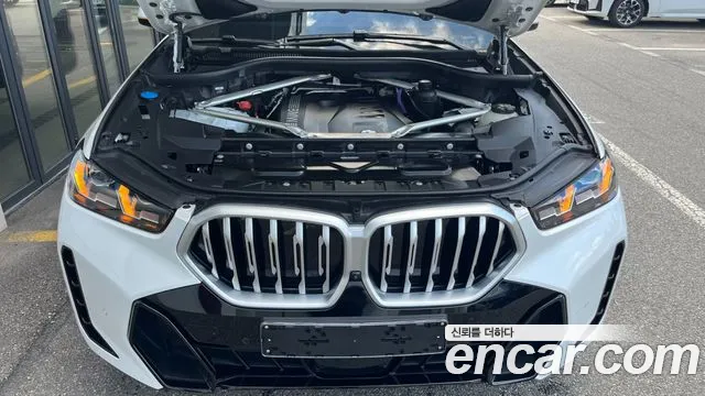 BMW X6 xDrive40i M Sport — Фото автомобиля 6
