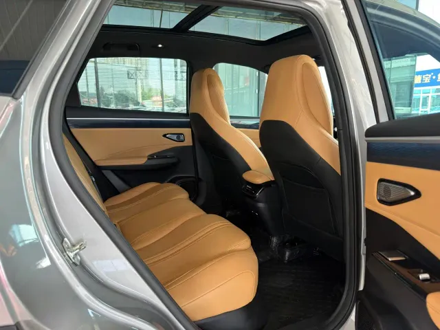 Geely Galaxy L7 — Фото автомобиля 15