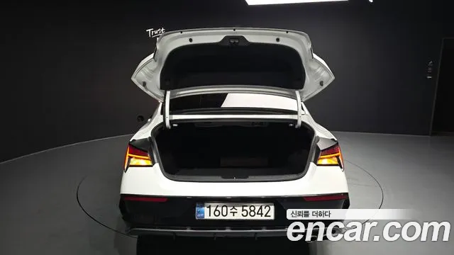 Hyundai Avante CN7 — Фото автомобиля 19