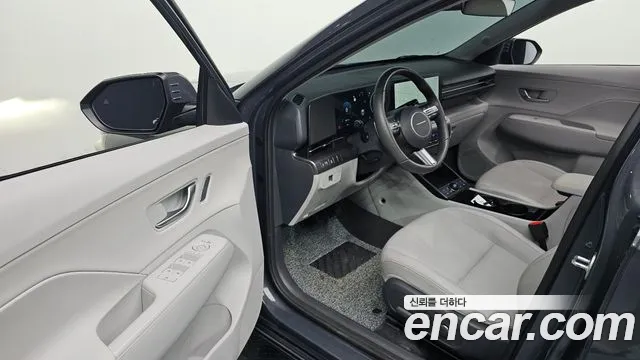 Hyundai Kona SX2 — Фото автомобиля 15