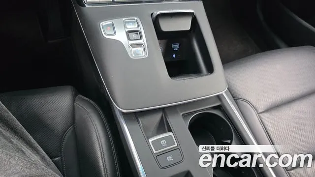 Hyundai Grandeur Новый Grandeur IG 3.0 LPi (Для проката) — Фото автомобиля 9