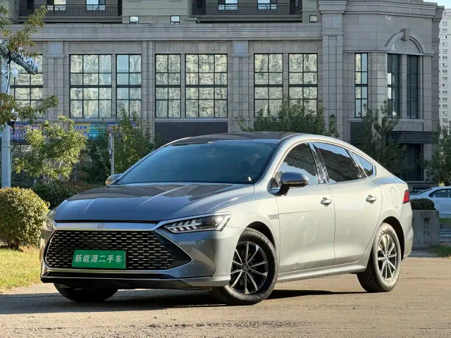 BYD Qin PLUS — Фото автомобиля 3