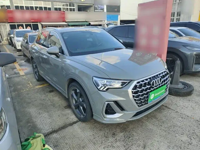 Audi Q3 — Фото автомобиля 3
