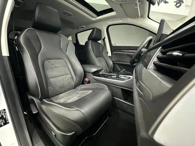 Haval H6 — Фото автомобиля 9