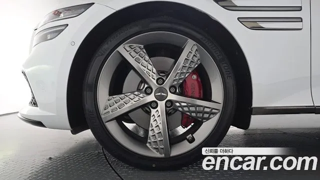 Genesis G80 RG3 — Фото автомобиля 5