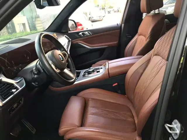 BMW X7 — Фото автомобиля 8