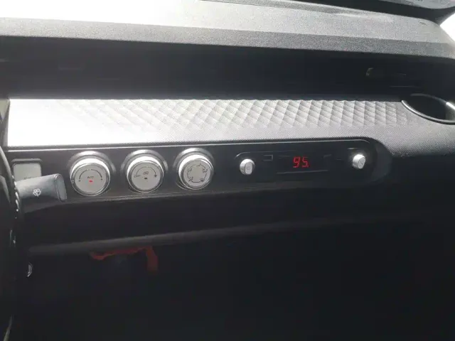 Wuling Hongguang Mini EV — Фото автомобиля 13