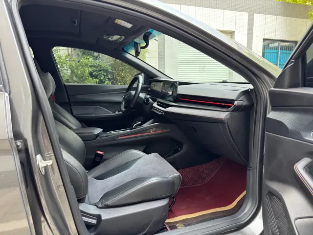 Geely Binrui — Фото автомобиля 7