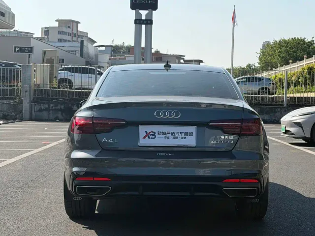 Audi A4L — Фото автомобиля 4