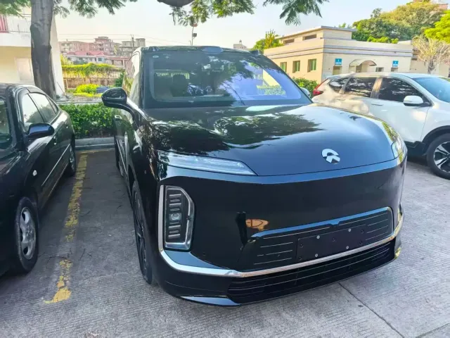 Фотография автомобиля — Nio ES9