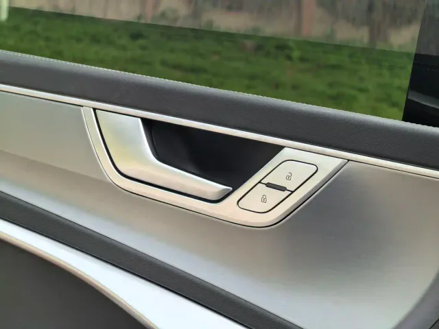 Audi A7L — Фото автомобиля 19