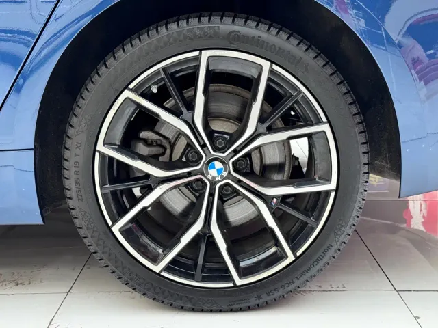 BMW 5 Series — Фото автомобиля 8