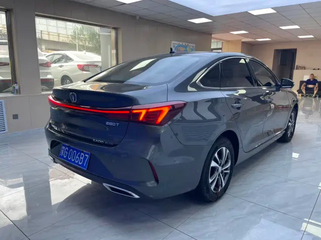 Changan Eado — Фото автомобиля 6