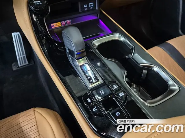 Lexus NX — Фото автомобиля 9