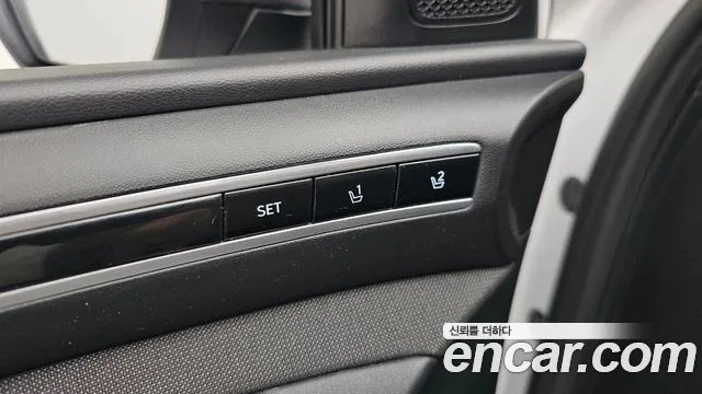 Hyundai Tucson Tucson (NX4) Бензин 1.6 турбо 2WD — Фото автомобиля 25